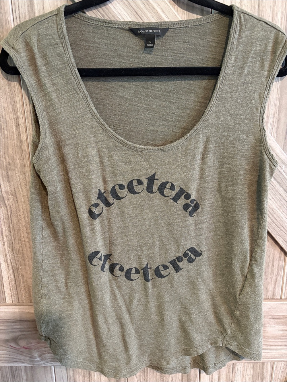 Banana Republic Olive Green Graphic Scoop Neck Tank